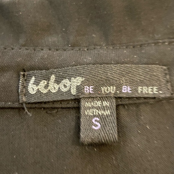 Cute, black Dress - Picture 2 of 2